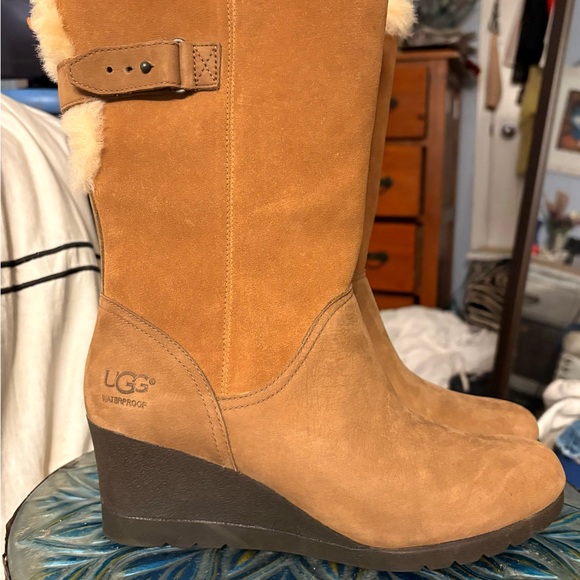 UGG Women's Tan Wedge Boots - Picture 1 of 6